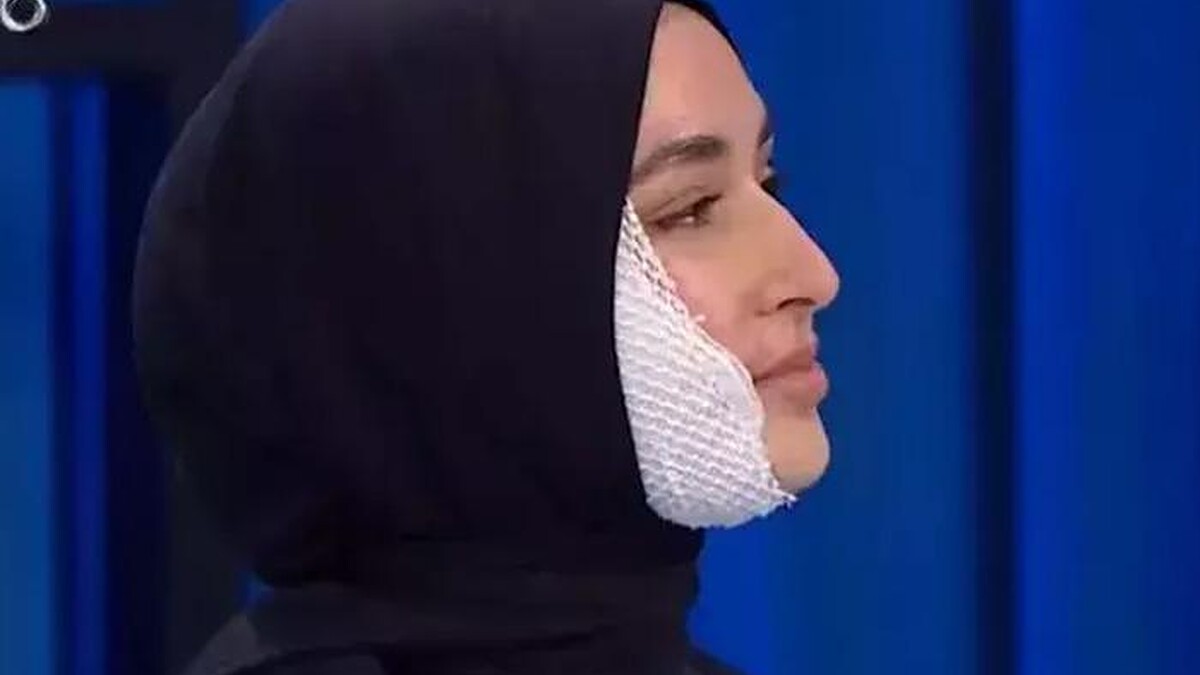 MasterChef'in Beyza Aydın'ı 12 gün sonra tedaviyle tekrar stüdyoda izleyici karşısında