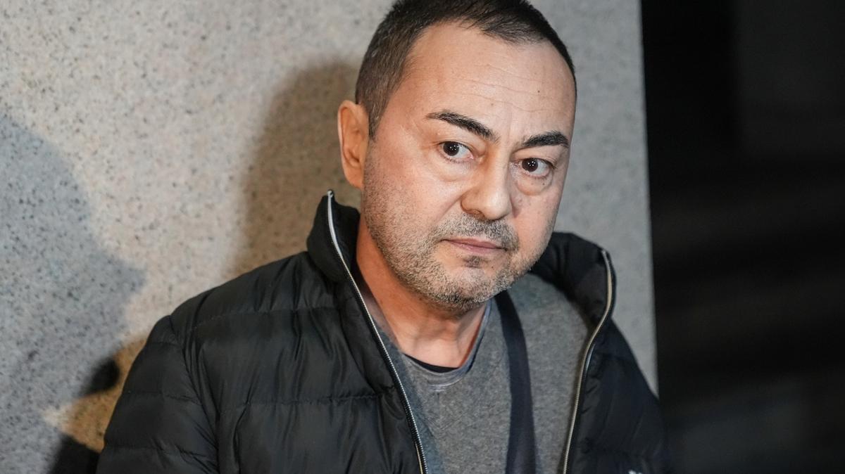 "Serdar Ortaç'tan Kumar Hakkında Uyarı: Simitçi Olun, Kumar Oynama!"
