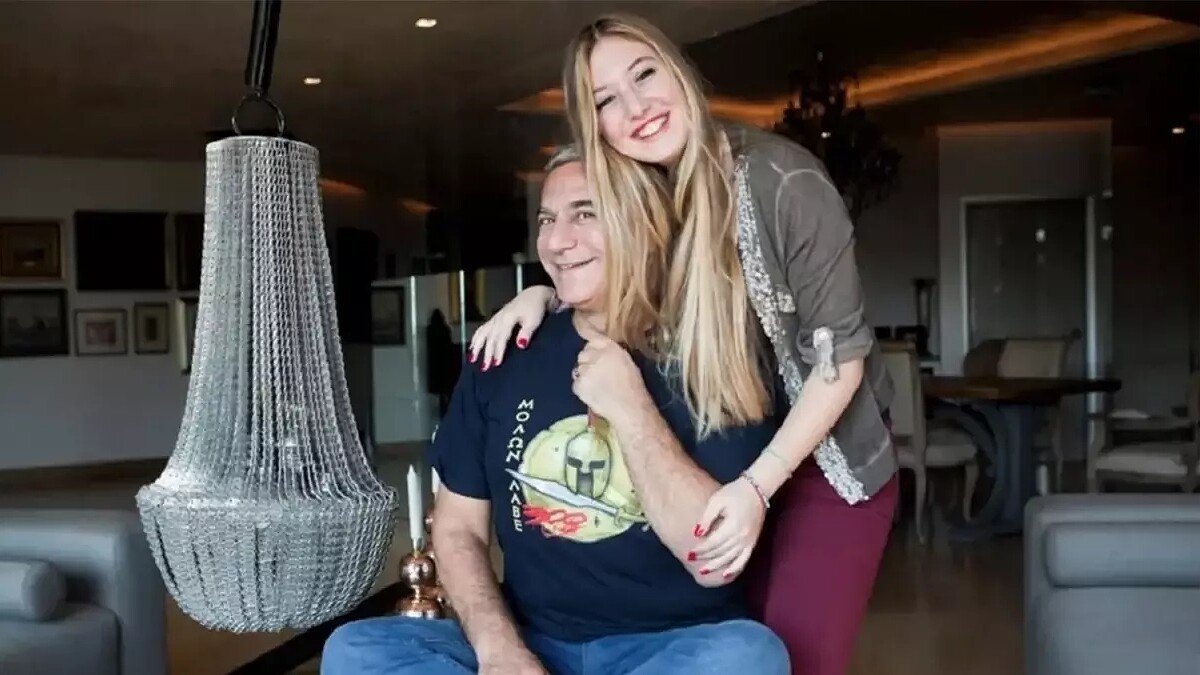 Yasmin Erbil, babası Mehmet Ali Erbil'in ev hapsini zorlu bir süreç olarak tanımladı