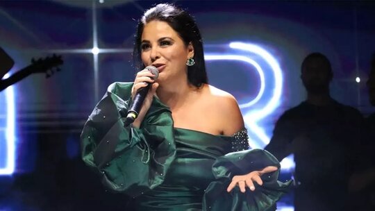 Zara, oyunculuk hayalini ve ünlü ustalardan öğrendiklerini programda açıkladı