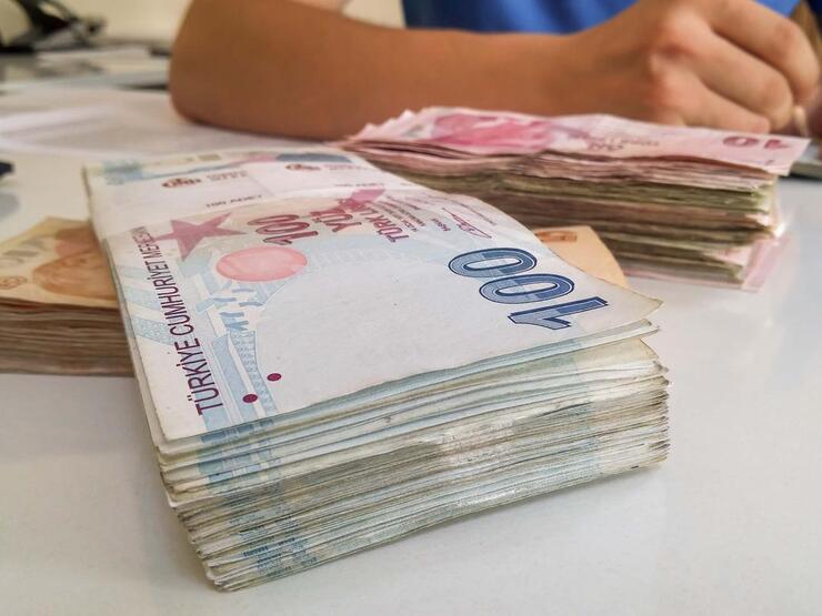Bakan Şimşek’ten asgari ücret açıklaması: ‘Gelişmekte olan ülkelere göre oldukça yüksek’