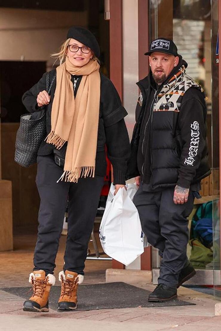 Ünlü eltiler Cameron Diaz ve Nicole Richie evliliklerini sürdürmek için güçlerini birleştiriyor