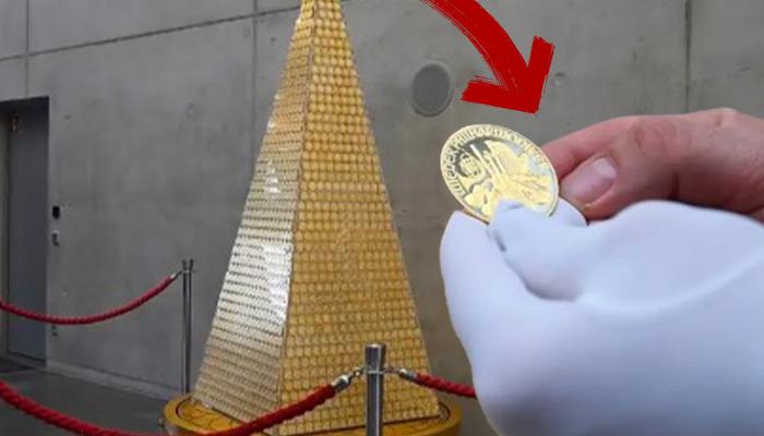 5.5 Milyon Dolar Değerde Altın Noel Ağacı Münih'te Sergileniyor