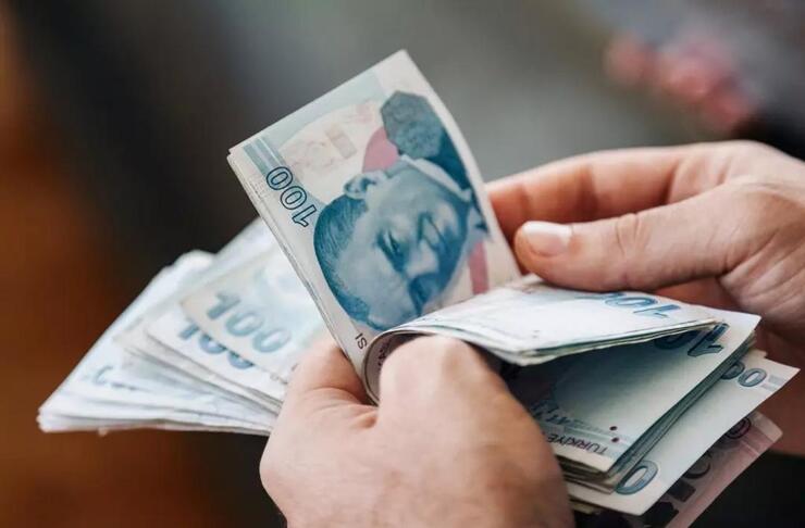 Emekli Maaşında Artış Beklentisi: Özgür Erdursun Refah Payını Vurguladı