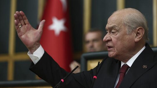 Bahçeli: Türkiye'nin Kritik Döneminde Silahlar Gömülecek ya da Silah Tutanlar Yok Olacak