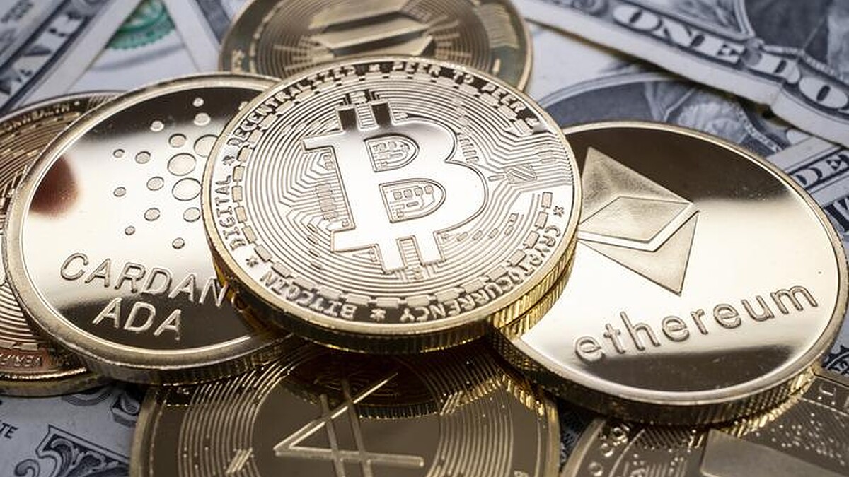 Bitcoin, Trump'ın açıklamalarıyla 100 bin doları aşarak tarih yazdı! Ethereum da yükselişte!