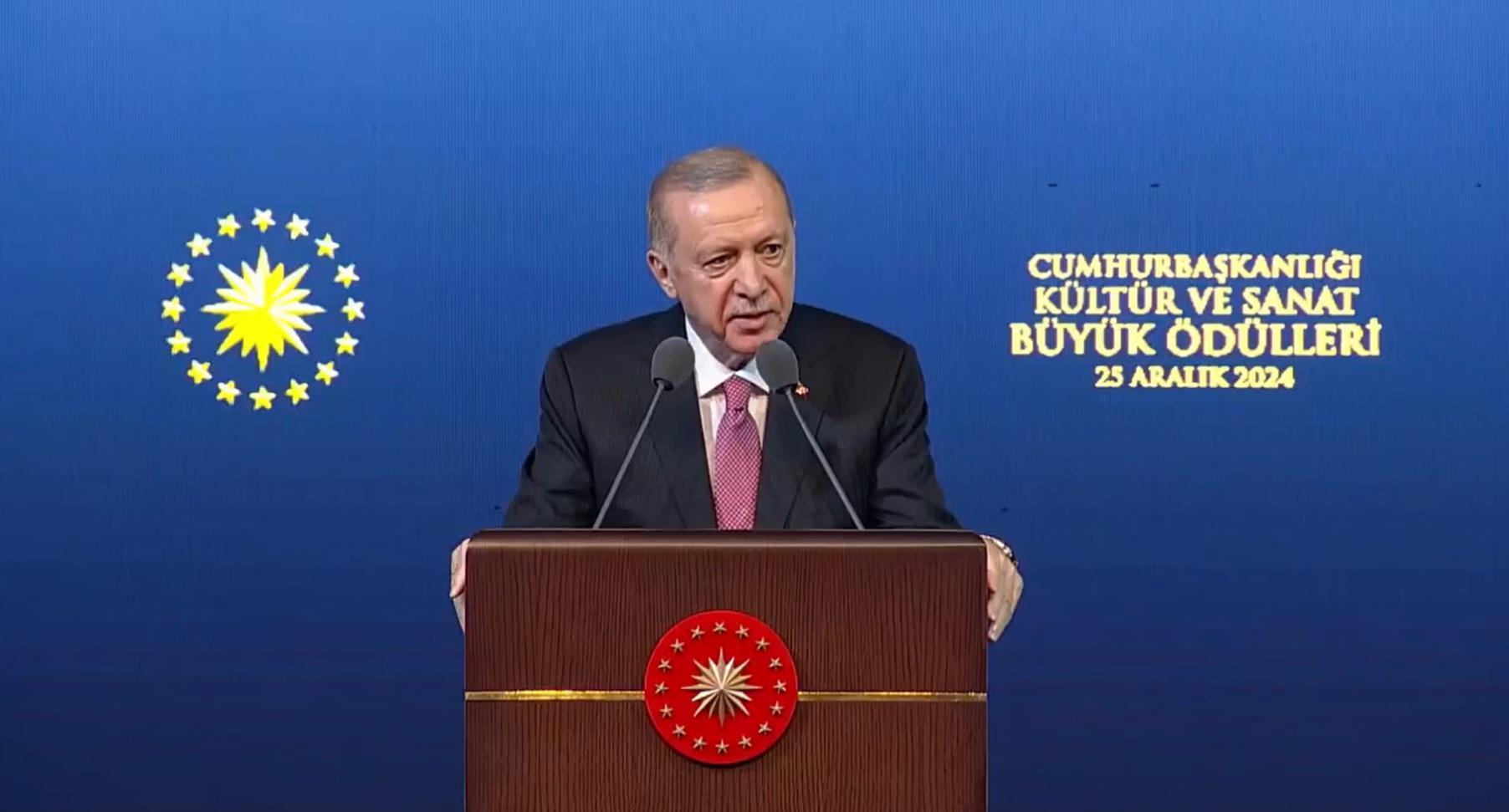 Cumhurbaşkanı Erdoğan'dan Kültür Sanat Ödül Töreninde önemli açıklamalar