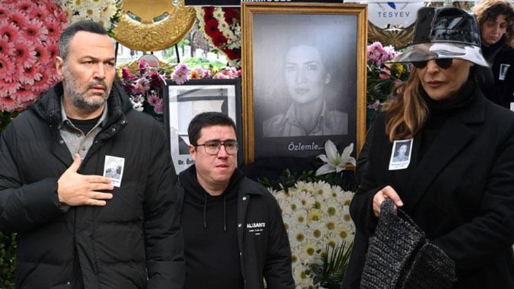Dr. Özlem Cankurtaran'a Veda: "Ölüm Özlem'e Hiç Yakışmadı" Cümlesiyle Anıldı