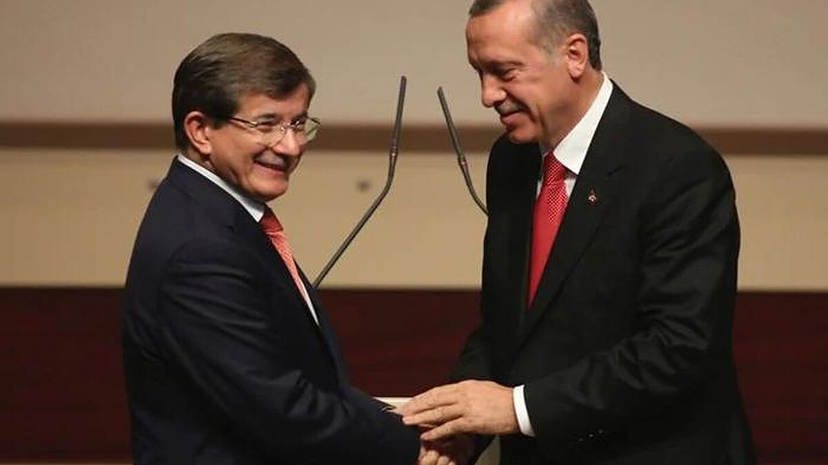 Gelecek Parti'den AK Parti'ye geçişler hızlandı; milletvekilleri ve belediye başkanları katılıyor!