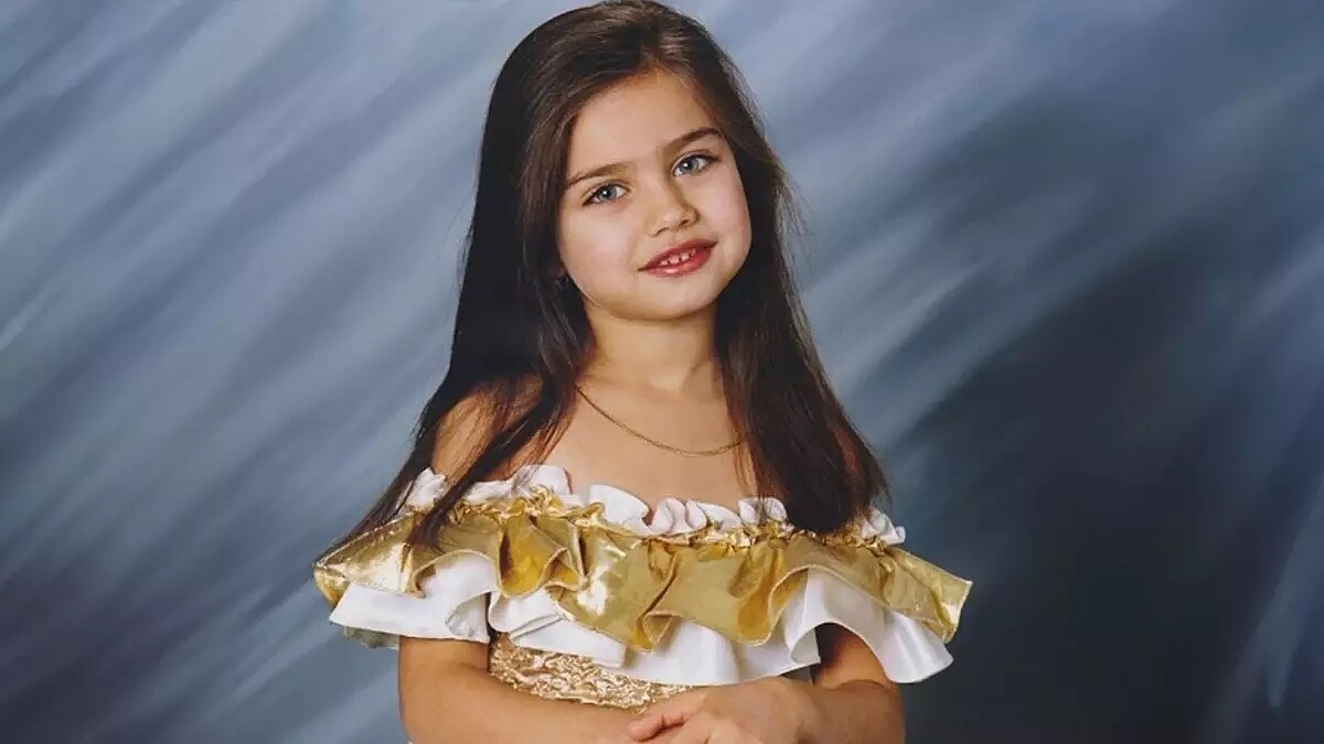 Küçük Kızdan Türkiye Güzeline: Amine Gülşe'nin Değişimi Sosyal Medyada Gündem Oldu