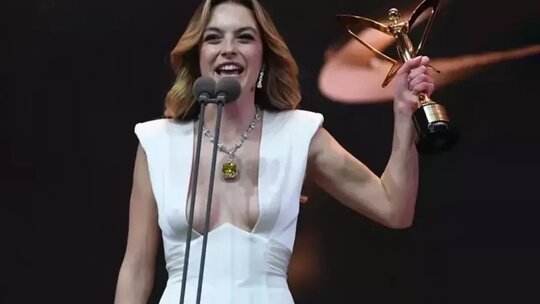 Melis Sezen, Altın Kelebek Ödülleri'nde yaptığı konuşmaya yıllar sonra açıklık getirdi