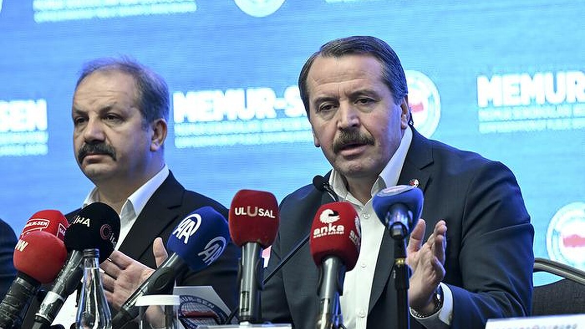 "Memur-Sen Başkanı'ndan 2025 İçin Yüzde 15 Ek Zam Talebi ve Adil Vergi Sistemi Vurgusu"