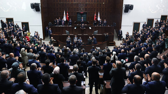 Mustafa Nedim Yamalı, Gelecek Partisi'nden istifa edip AK Parti TBMM Grup Toplantısı’na katıldı