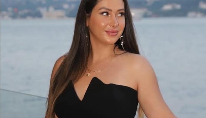 Neşe Özkan'ın Ölümünün Ardından Hastanede Personel İndirimi Tartışmaları Gündeme Geldi