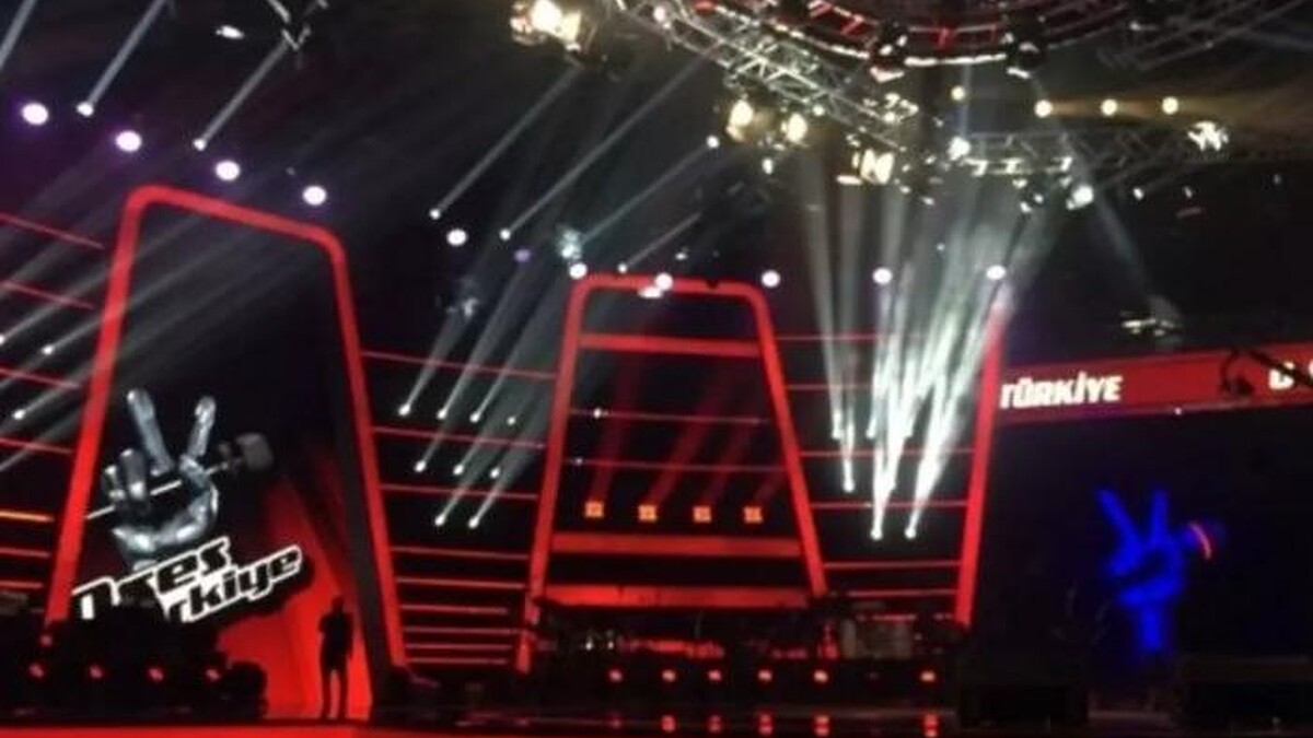 O Ses Türkiye Yılbaşı Özel programından sızan ilk görüntüler sosyal medyada gündem oldu!