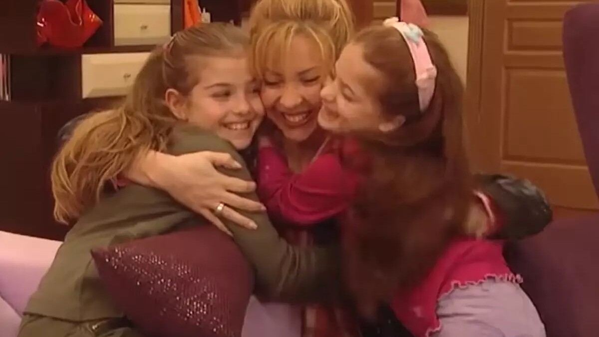 Sihirli Annem’in yıldızları yıllar sonra buluştu – Haberler