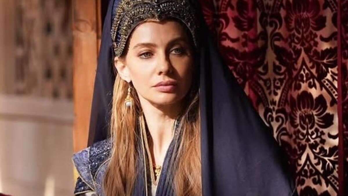 Tuba Ünsal yeni aşka yelken açtı! Milyarder sevgilisinden sonra ünlü şefle görüntülendi