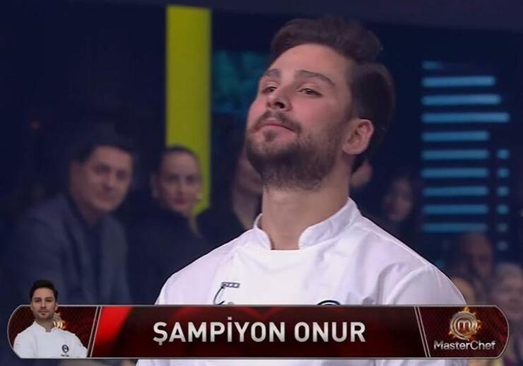 MasterChef Türkiye'nin Şampiyonu Onur, Tabağıyla 68 Puanla Zirveye Yerleşti