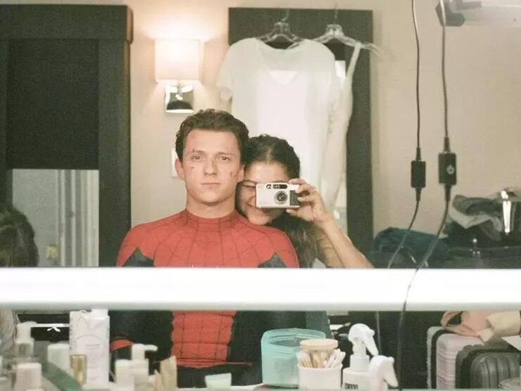 Tom Holland, çocuk sahibi olup ev babası olmayı hayal ettiğini açıkladı