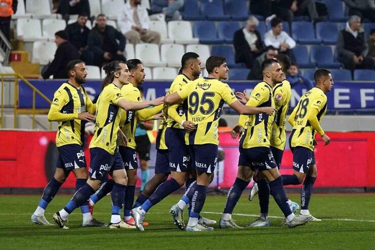 Mourinho'dan Kasımpaşa oyuncularına uyarı: “Taktiksel kültürlerini geliştirmeliler!”