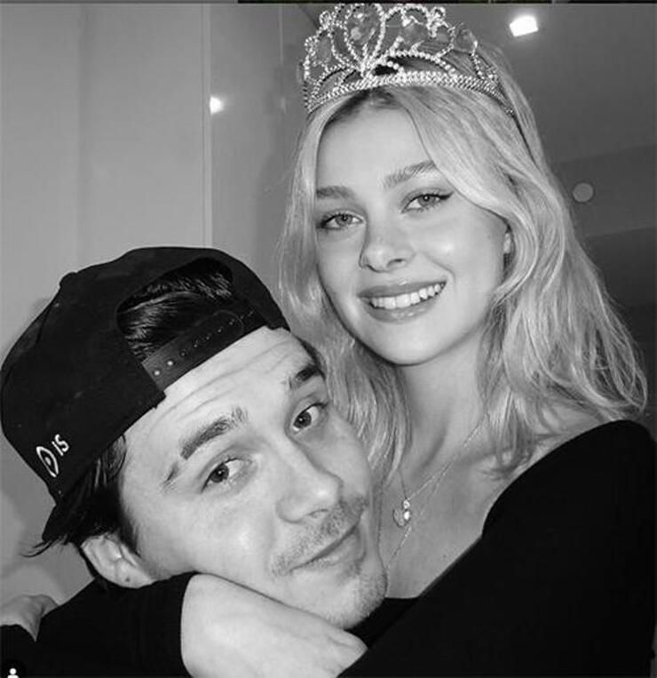 Beckham Ailesi'nden Mutluluk Dolu Bir Kutlama Gelin Nicola Peltz İçin Başladı