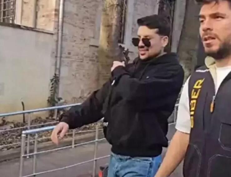 Kerimcan Durmaz konserden 10 bin Euro kazandı, aylık geliri ise 500 bin lira olarak açıklandı!