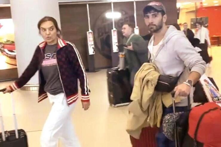Demet Akalın İstanbul Havalimanı'nda panik anlar yaşadı: Gözlüğüm bile yok!