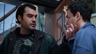 "Annem Ankara” Dizi Değerlendirmesi: Güçlü Kadro ve Etkili Senaryo ile Göz Dolduruyor