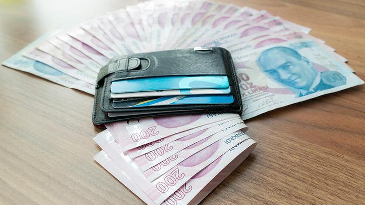 Bankalardan 2024 yılına damga vuran hamle! EFT ücretlerine yüzde 44’ten fazla zam geldi!