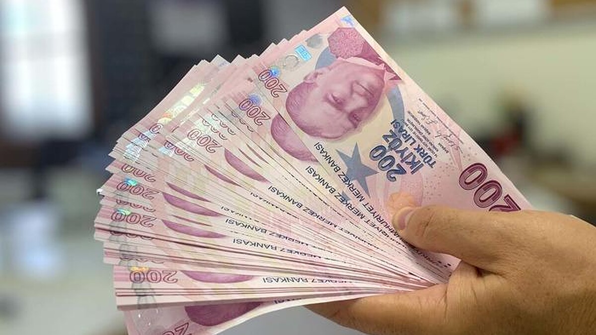 Emekli maaşlarındaki farklar ve gelecek beklentileri detaylıca ele alındı