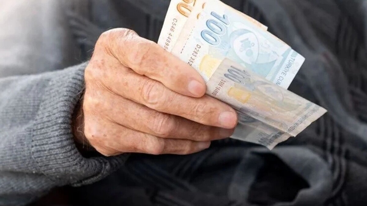 Emeklilere Bayram İkramiyeleri 3500 ile 4000 Lira Arasında Olacak! Hesaplara Tarih Belli Oldu!