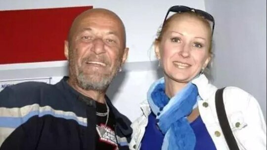 Eşinin Cenazesini Türkiye'ye Getiremeyen Coşkun Göğen'in Yalnızlık ve Acı Dolu Günleri