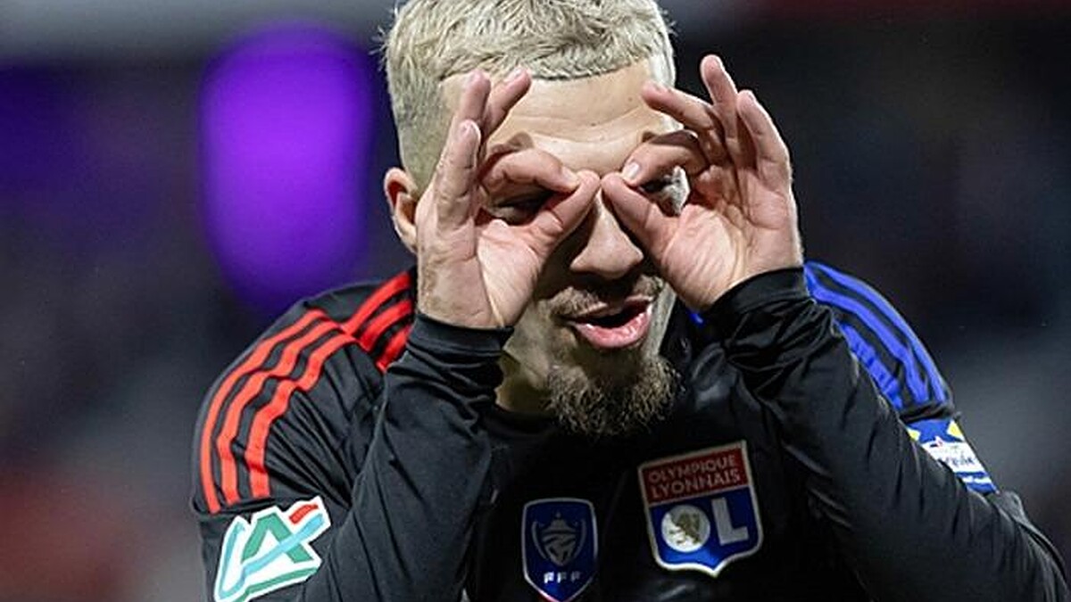 Galatasaray, Mikautadze için 20 milyon Euro’luk tarihi transfer teklifiyle pazarlıkta!