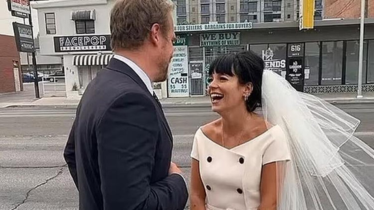 Lily Allen, Kocasını Flört Uygulamasında Takip Etti ve İlişkinin Gerçek Yüzünü Gördü!