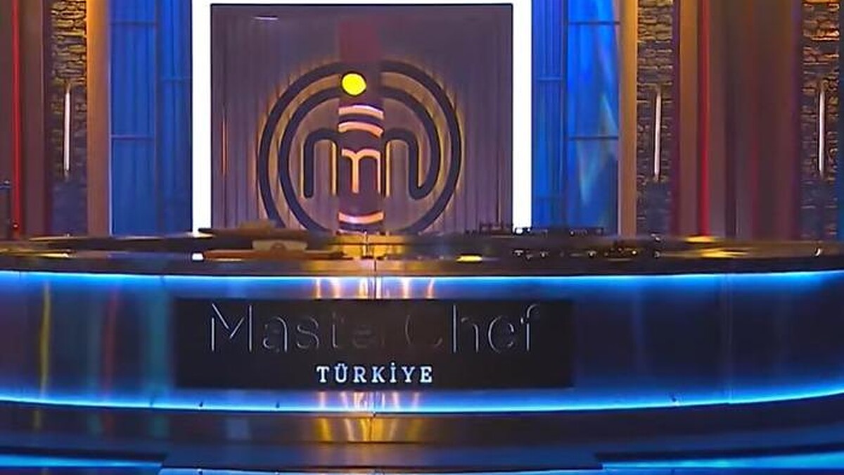 MasterChef 2024 Şampiyonu Kerem mi Onur mu? Final Mücadelesi Canlı Yayında!
