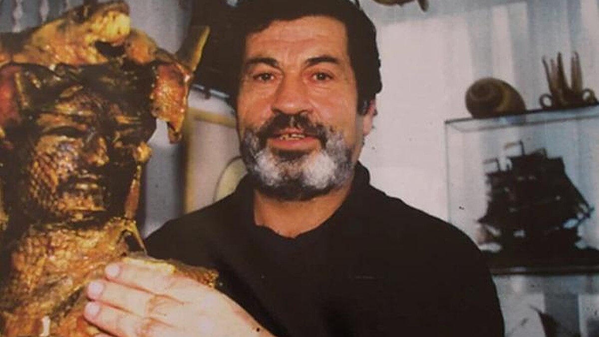 Muğla Datça'da Ressam Nedim Celkan Evinde Ölü Bulundu, Olayda Soruşturma Başlatıldı