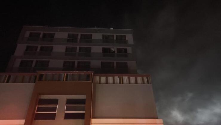 Denizli'de 7 Katlı Apartmanda Yangın: Kurtarma Çalışmaları Sürüyor