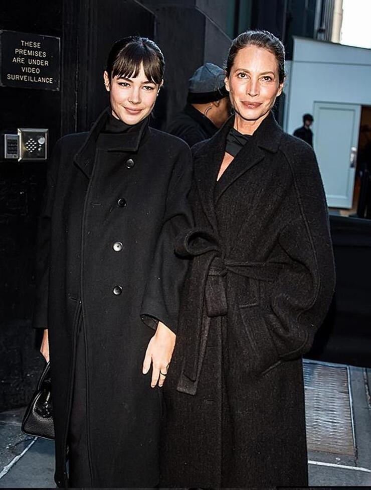 Anne ve kızın benzerlikleri dikkat çekti: Christy Turlington ve Grace Burns Güncel Haberler