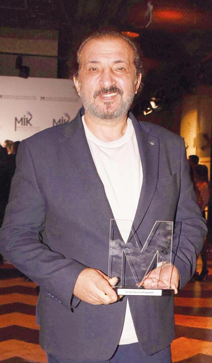 Kristal Marmara Ödülleri'nde Melike Şahin yılın en iyi şarkısı seçildi
