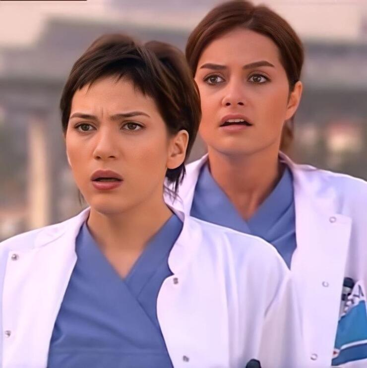 Doktorlar'ın Ela'sı ve Zenan'ı buluşturan Melike Güner ve Yasemin Özilhan'ın değişimi gündemde!