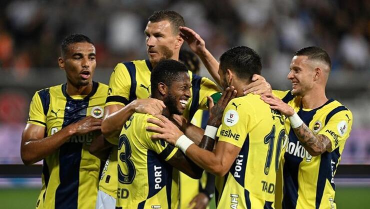 Okan Buruk'tan Fenerbahçe'ye gönderme: Galatasaray, Çaykur Rizespor'u deplasmanda yendi