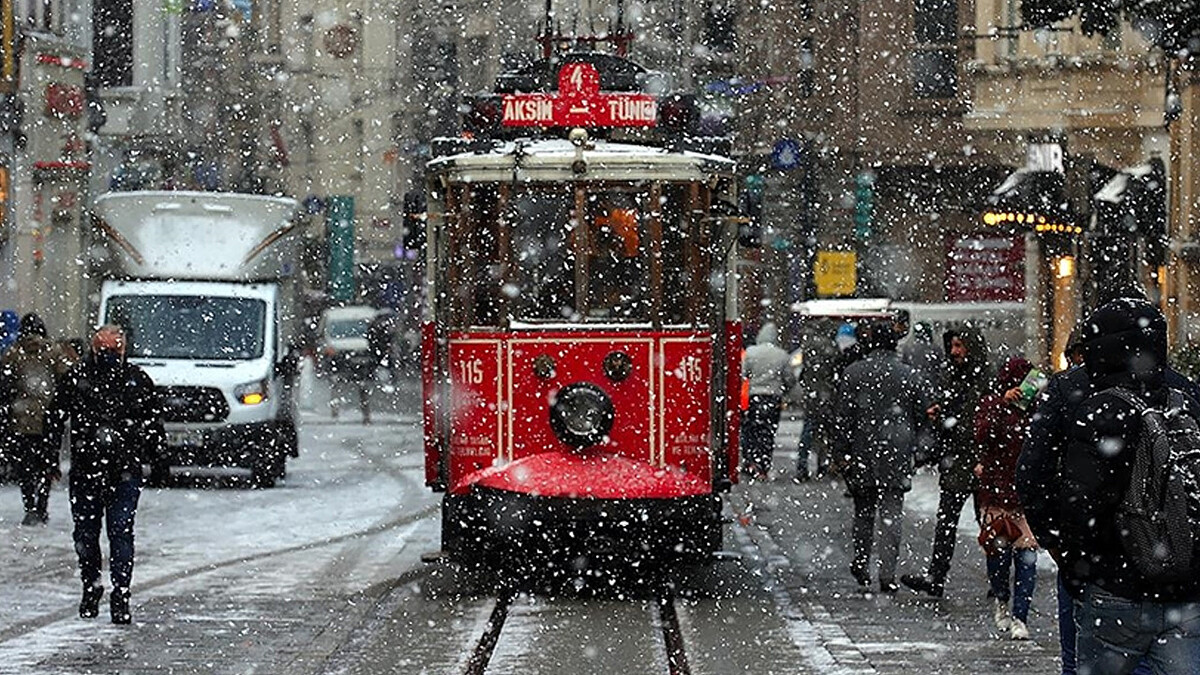 Ankara ve İstanbul'da kar yağışı uyarısı! Meteorolojiden önemli açıklama