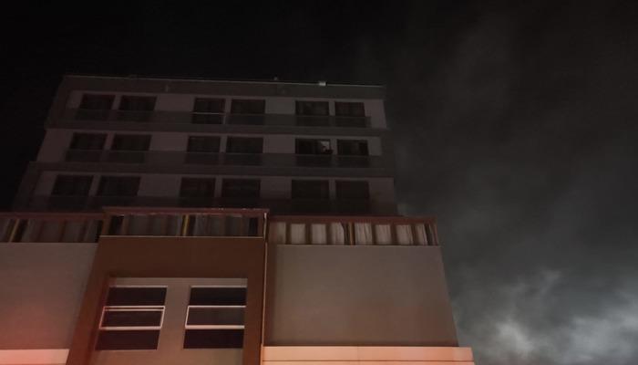 Denizli'de 7 Katlı Apartmanda Yangın: Kurtarma Çalışmaları Sürüyor