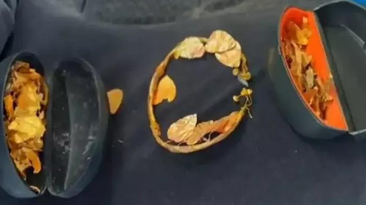 Denizli'de tarihi altın kral tacı ele geçirildi!