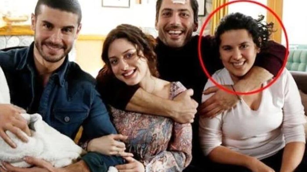 İlişki Durumu Karışık'un Gülendam'ı Atlas Karan Tumluer kimdir?