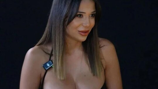 Merve Taşkın, 400.000 TL istedi ve ev hapsine çıkarıldı!