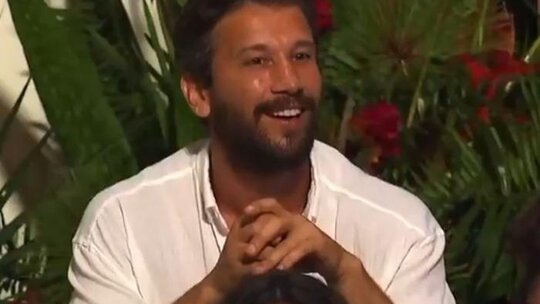 Survivor'da Sema ve Adem arasındaki aşk iddiaları yeniden gündemde