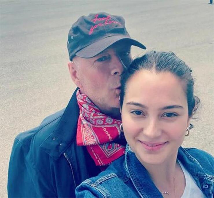Bruce Willis'in frontotemporal demansla mücadelesi ve eşi Emma Heming Willis'in desteğiyle zorlu süreç!