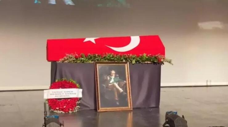 Gökhan Kırdar, Osman Sınav'ın cenazesinde görüntülendi