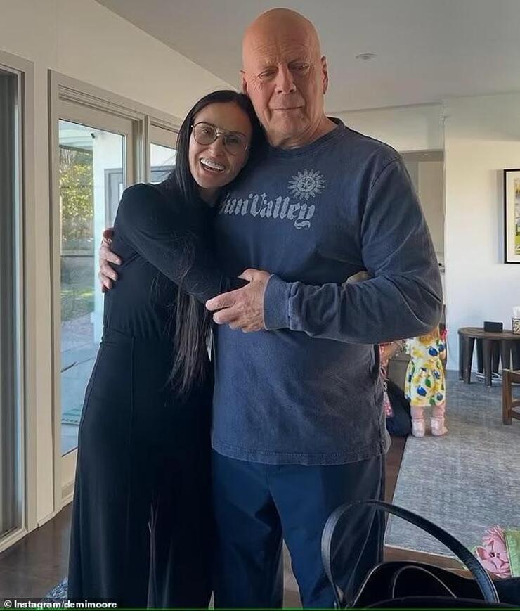 Bruce Willis'in Demansla Mücadelesi: Ailesiyle 70. yaş gününü kutladı!